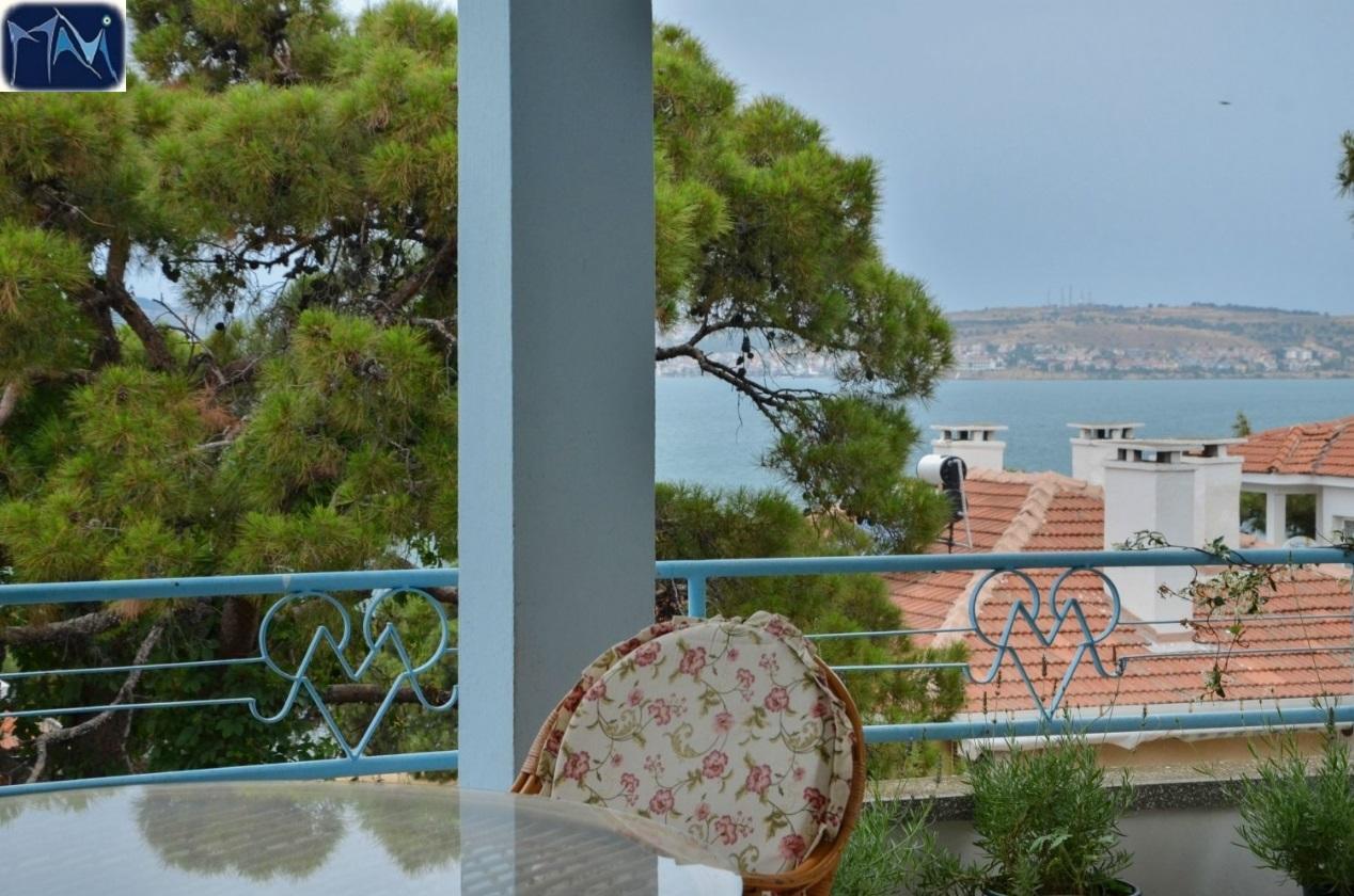 Отель Mavi Pension Айвалык Экстерьер фото